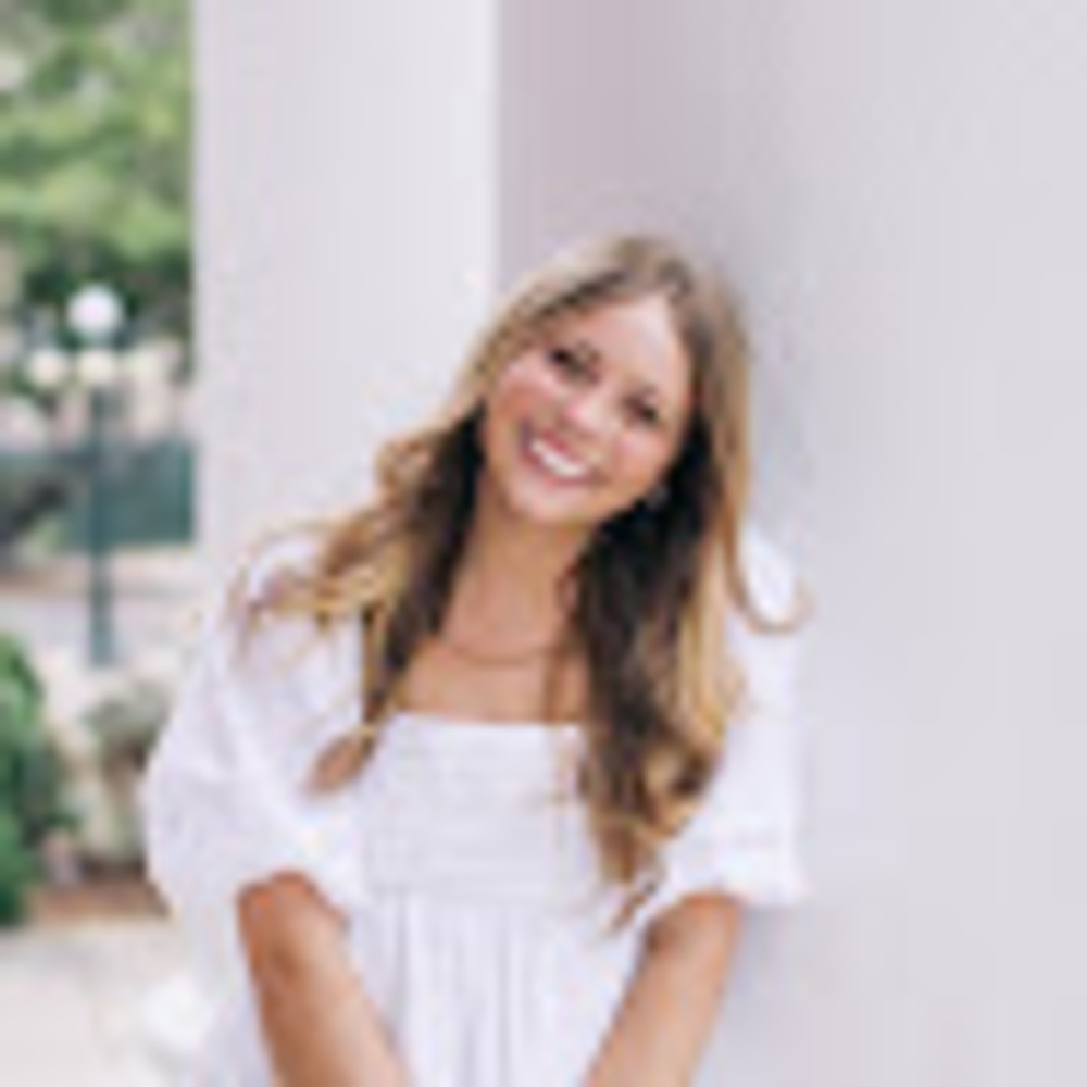 Meet your Posher, Isabella